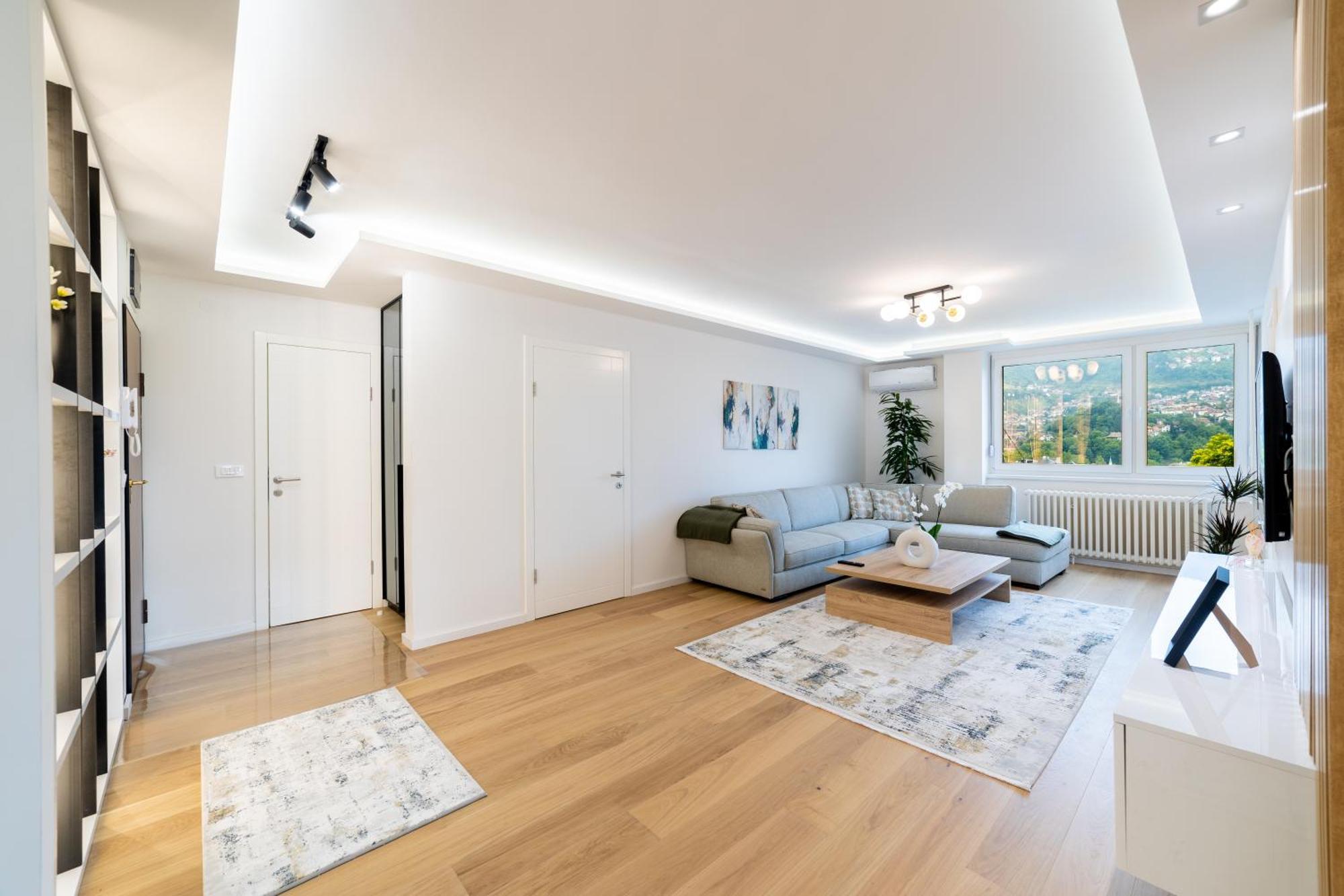 Old Town Heaven 3-Bedroom Apartment With Balcony Sarajevo Ngoại thất bức ảnh